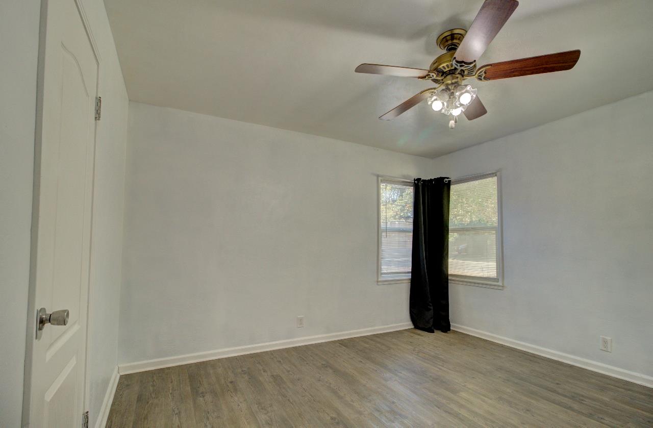 Detail Gallery Image 15 of 33 For 400 Elm Ave, Atwater,  CA 95301 - 4 Beds | 2 Baths