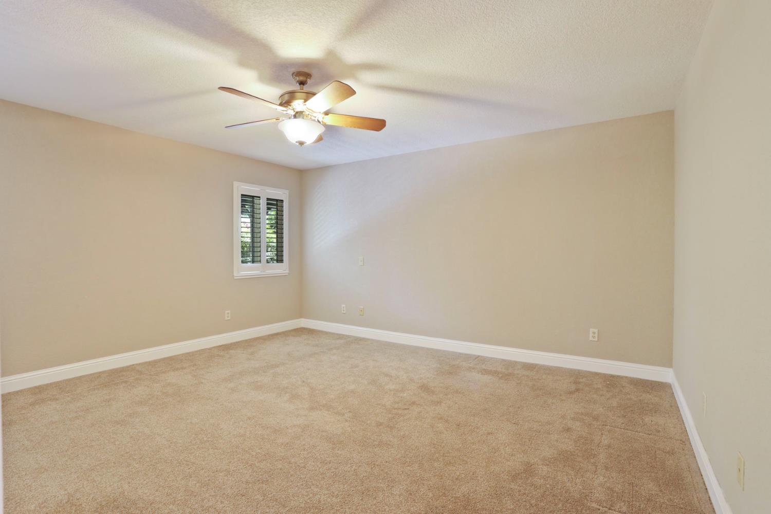 Detail Gallery Image 30 of 50 For 2404 Dutchollow Ct, Modesto,  CA 95356 - 3 Beds | 2 Baths
