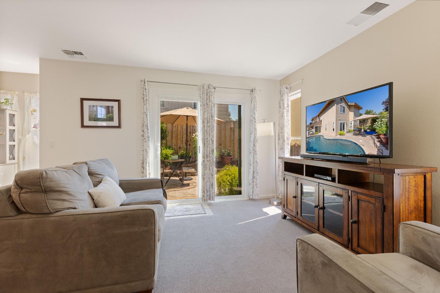Detail Gallery Image 11 of 50 For 5623 Delano Way, Rocklin,  CA 95677 - 4 Beds | 3 Baths