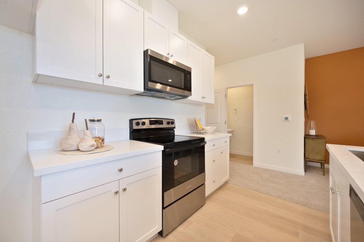 Photo #12: 225087019 Listing: Photo #12