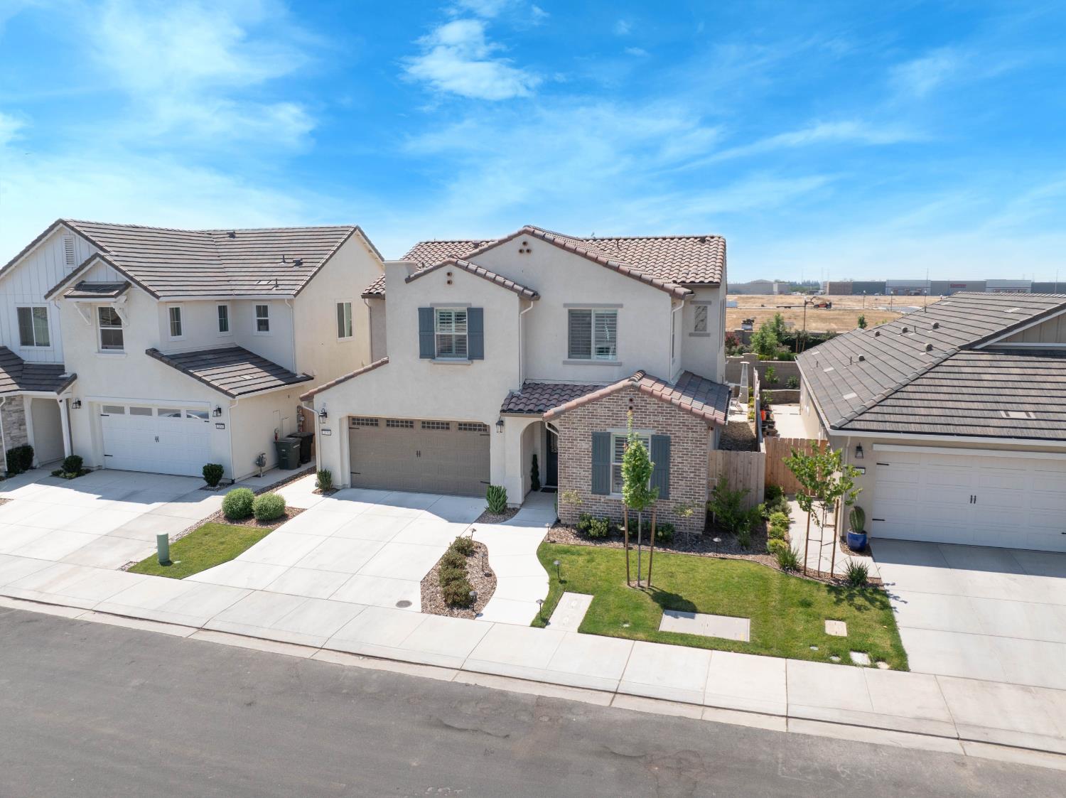 Detail Gallery Image 7 of 70 For 2050 Starwood Dr, Riverbank,  CA 95367 - 4 Beds | 3 Baths