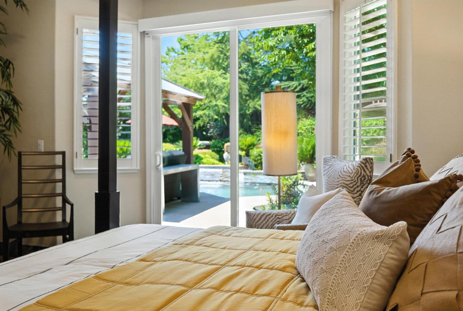 Detail Gallery Image 10 of 78 For 3001 Grasmere Cir, Roseville,  CA 95661 - 2 Beds | 2 Baths