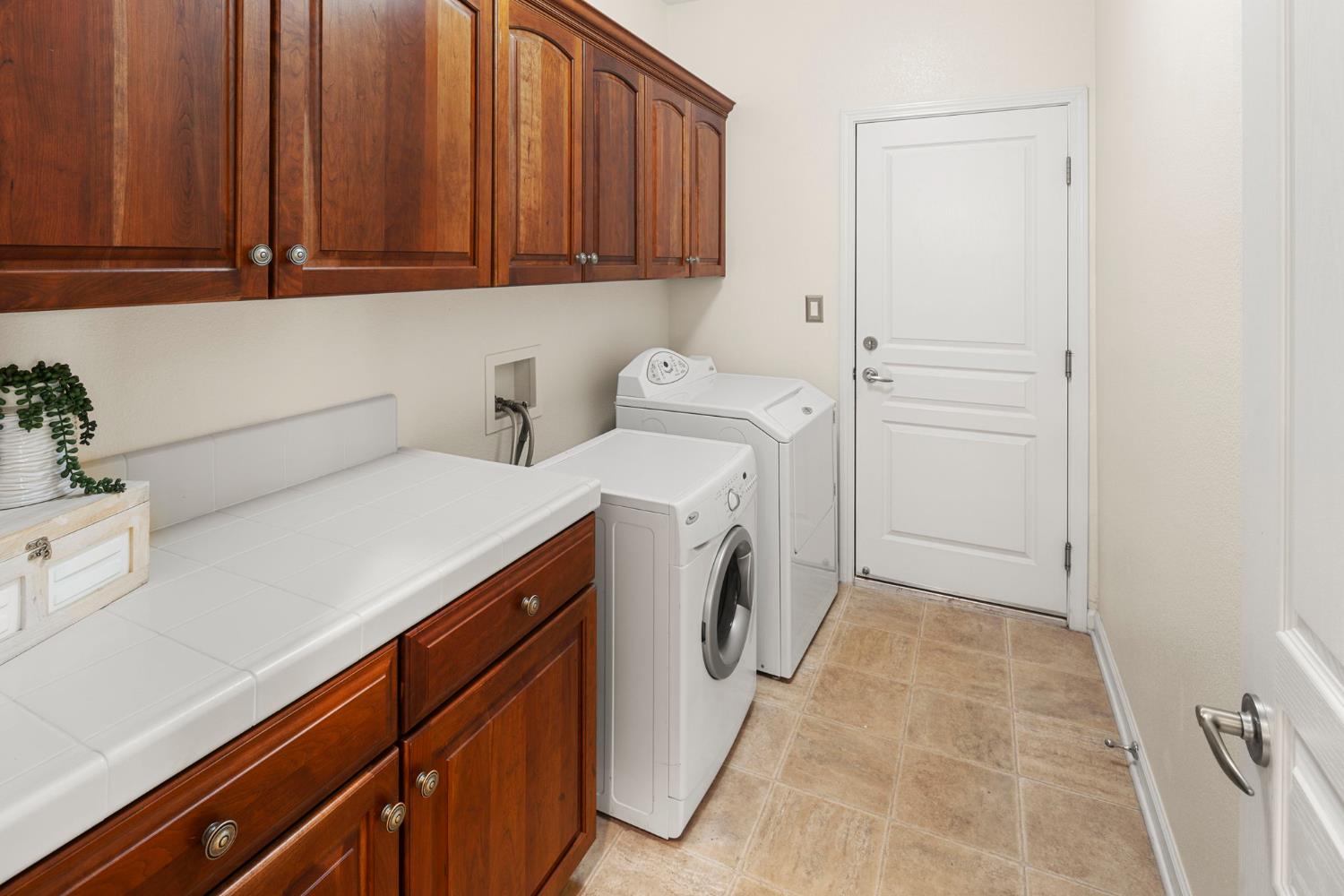 Detail Gallery Image 30 of 36 For 1960 Viola View Ct, Lincoln,  CA 95648 - 2 Beds | 2 Baths