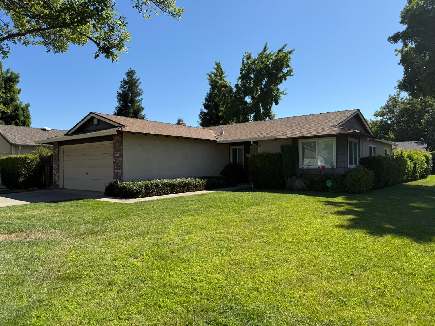 Detail Gallery Image 3 of 27 For 4000 Blue Bird Dr, Modesto,  CA 95356 - 3 Beds | 2 Baths