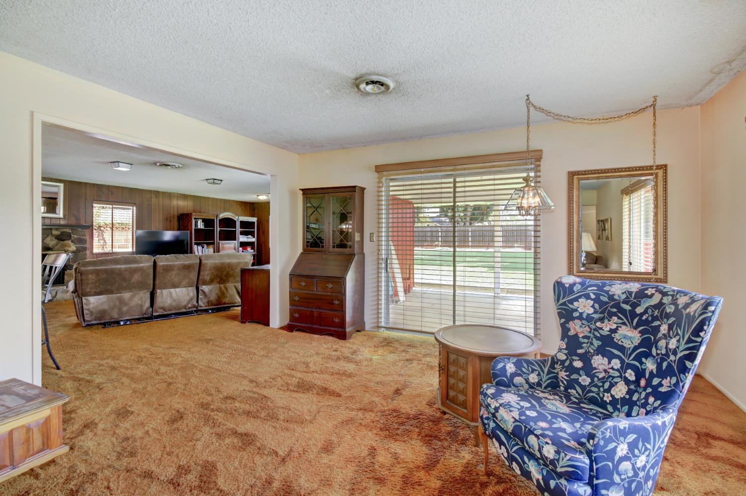 Detail Gallery Image 8 of 38 For 3845 Lynwood Way, Sacramento,  CA 95864 - 3 Beds | 3 Baths