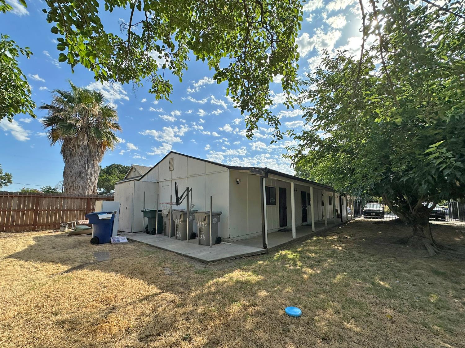 Detail Gallery Image 6 of 7 For 3441 N Altos Ave, Sacramento,  CA 95838 - – Beds | – Baths