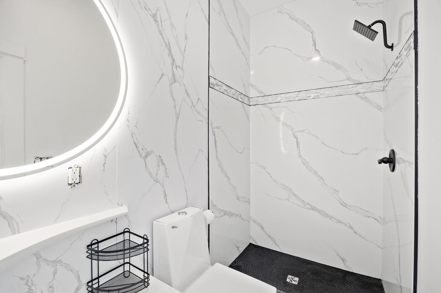 Detail Gallery Image 23 of 47 For 9425 S Wales Way, Elk Grove,  CA 95758 - 5 Beds | 5/1 Baths