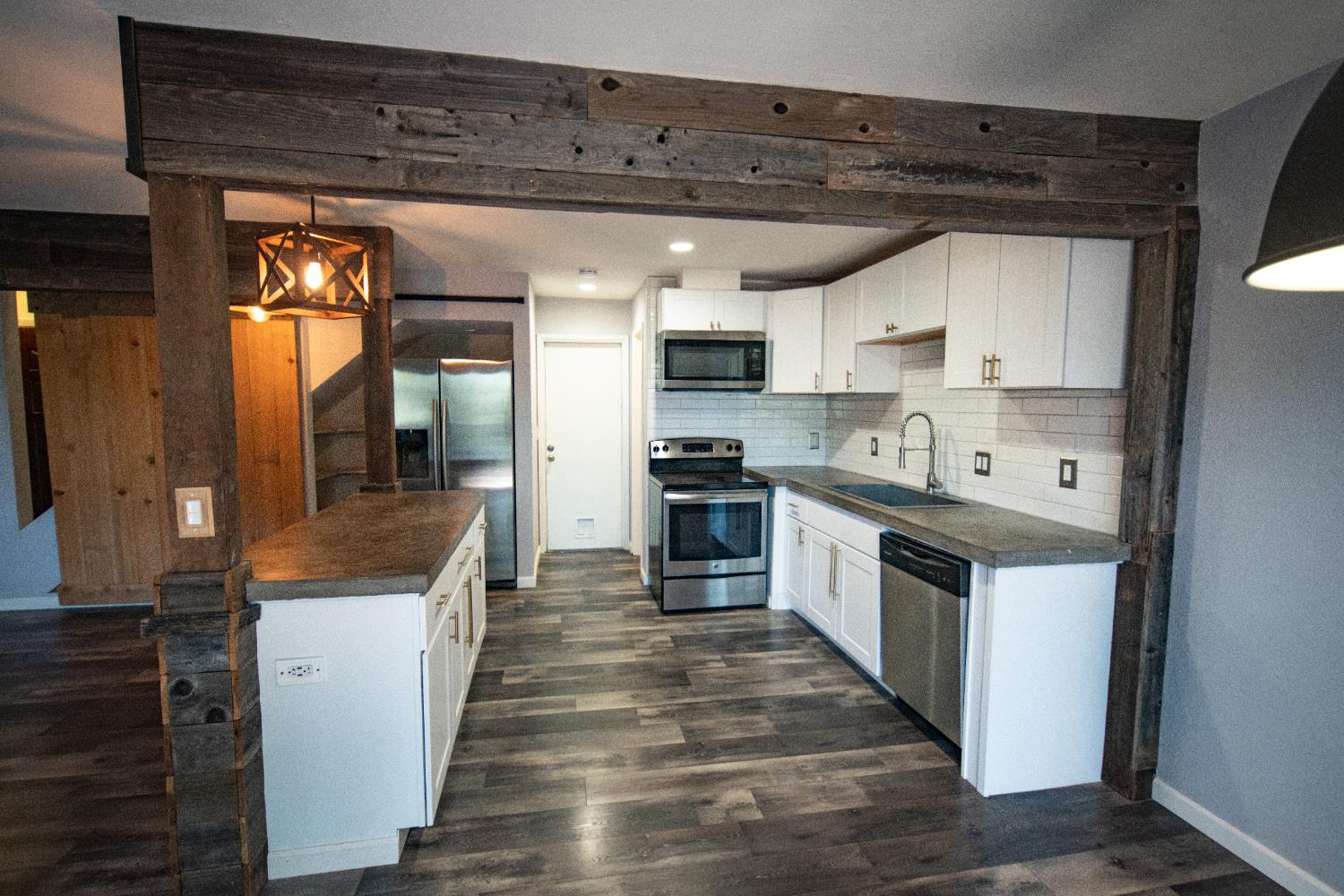 Detail Gallery Image 8 of 36 For 3406 Bristol Ct, Cameron Park,  CA 95682 - 3 Beds | 2/1 Baths