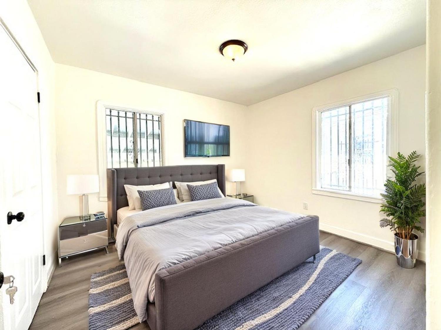Detail Gallery Image 12 of 35 For 6905 Halliday Ave, Oakland,  CA 94605 - 2 Beds | 1 Baths