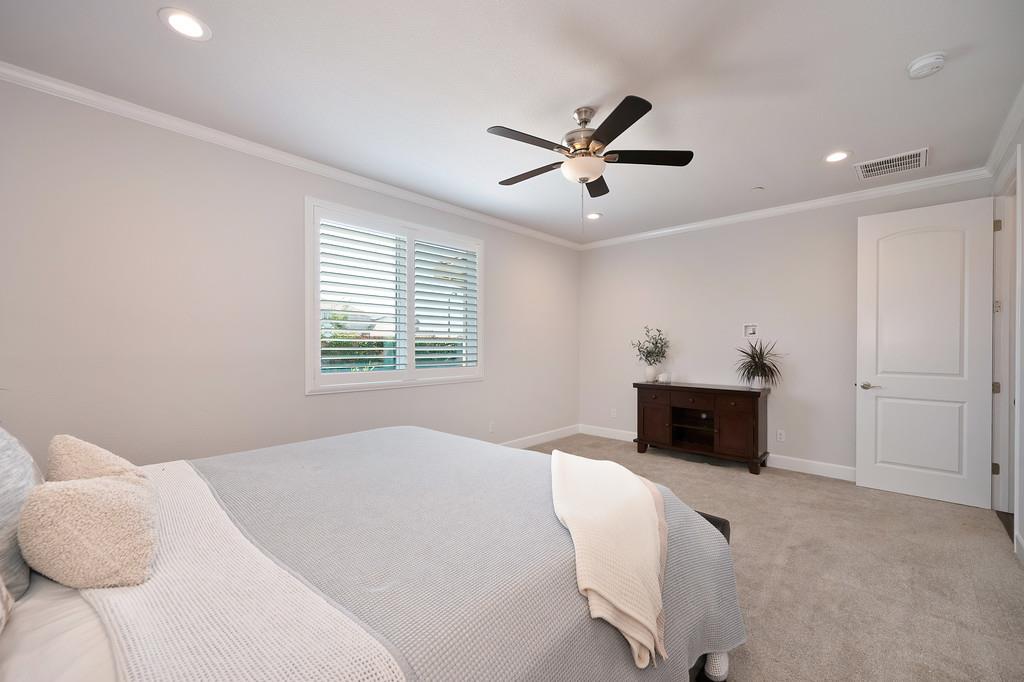 Detail Gallery Image 19 of 43 For 10309 Tempo Way, Elk Grove,  CA 95757 - 4 Beds | 3/1 Baths