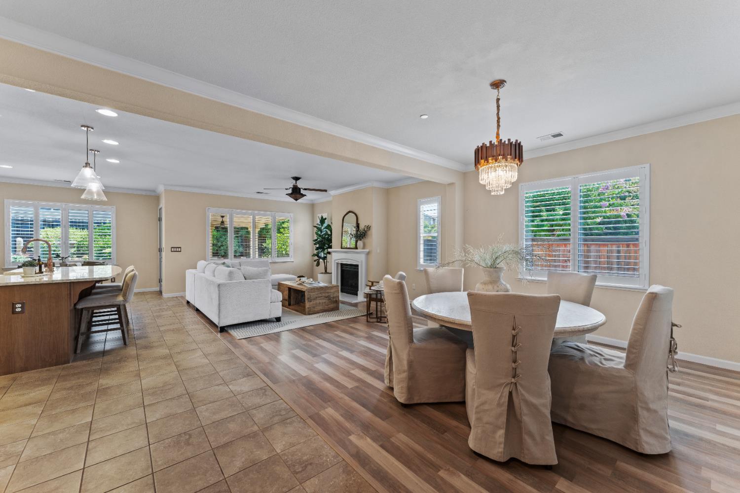 Detail Gallery Image 3 of 61 For 206 Calistoga Ct, El Dorado Hills,  CA 95762 - 3 Beds | 2/1 Baths