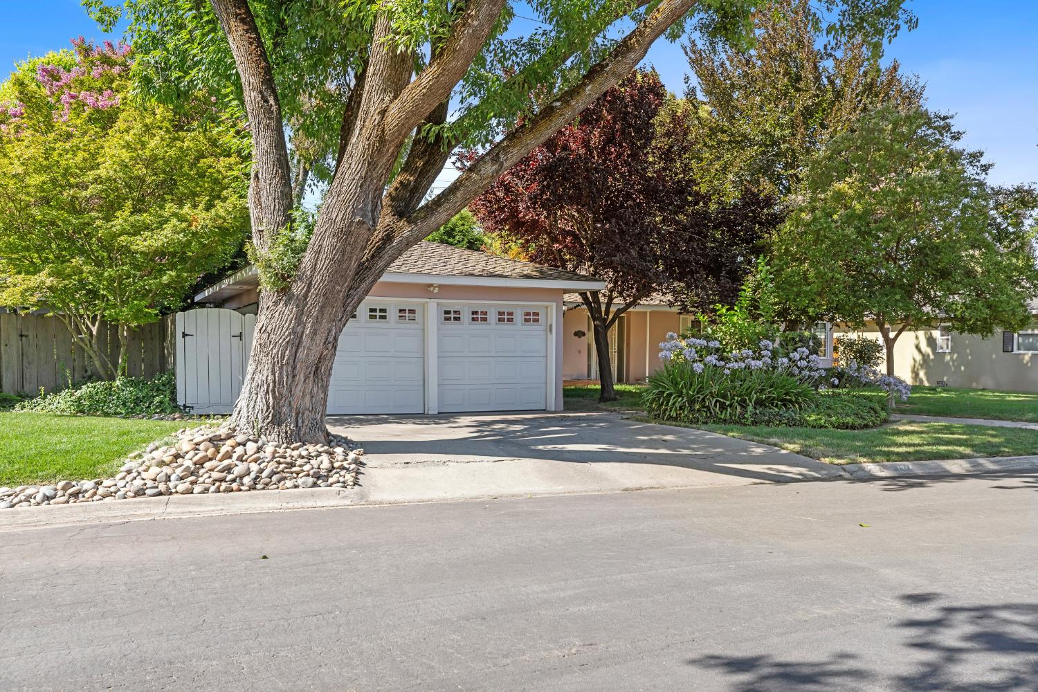 Detail Gallery Image 3 of 34 For 1314 Highland Dr, Modesto,  CA 95354 - 3 Beds | 1/1 Baths