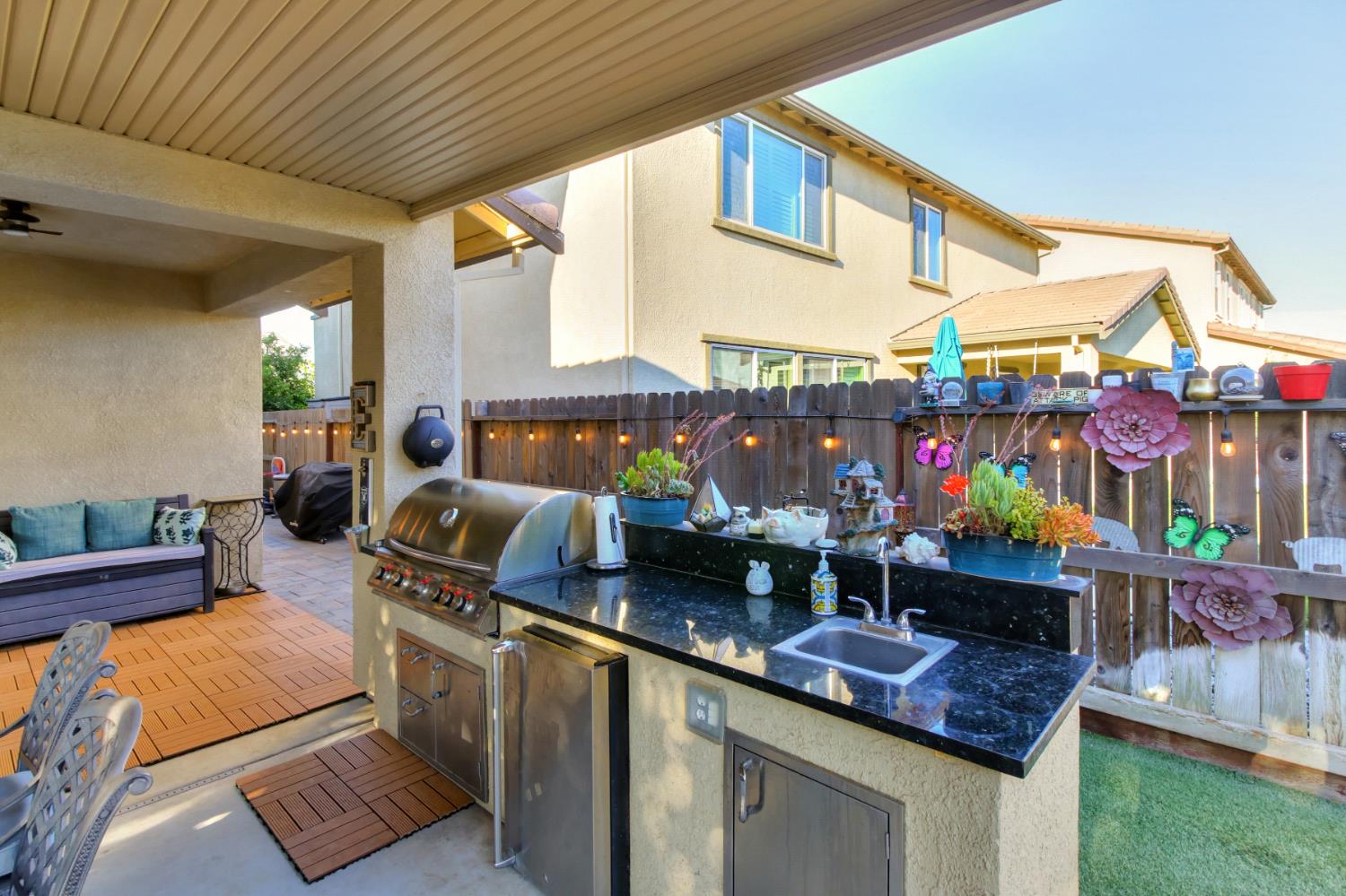 Detail Gallery Image 61 of 88 For 9940 Lorae Way, Elk Grove,  CA 95624 - 4 Beds | 3 Baths