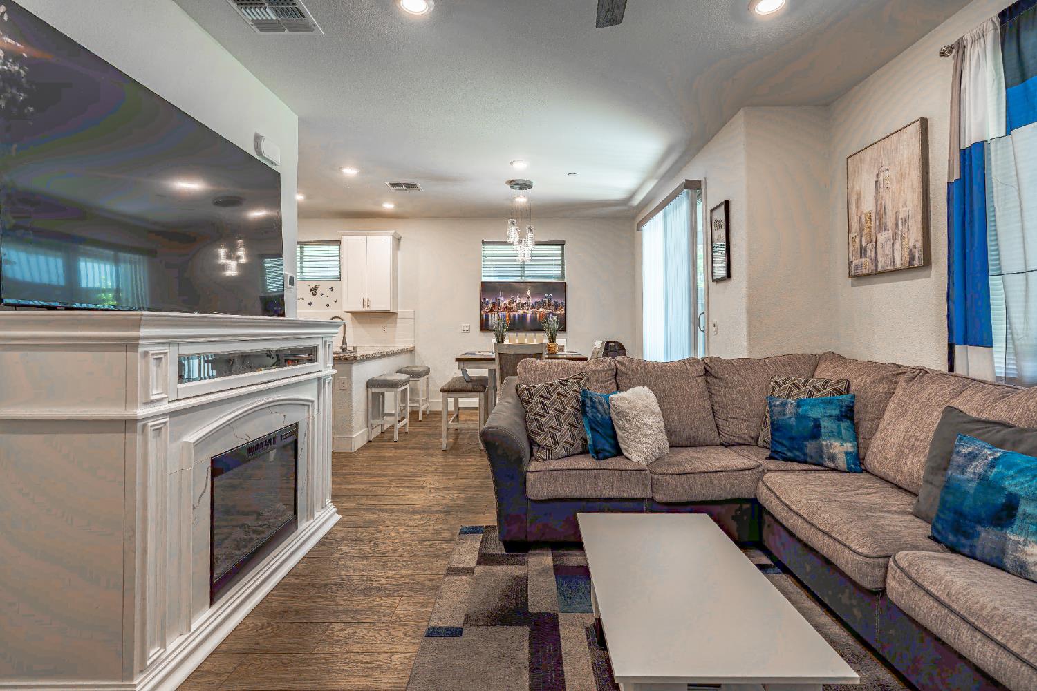 Detail Gallery Image 18 of 53 For 10448 Oboe Way, Elk Grove,  CA 95757 - 3 Beds | 2/1 Baths