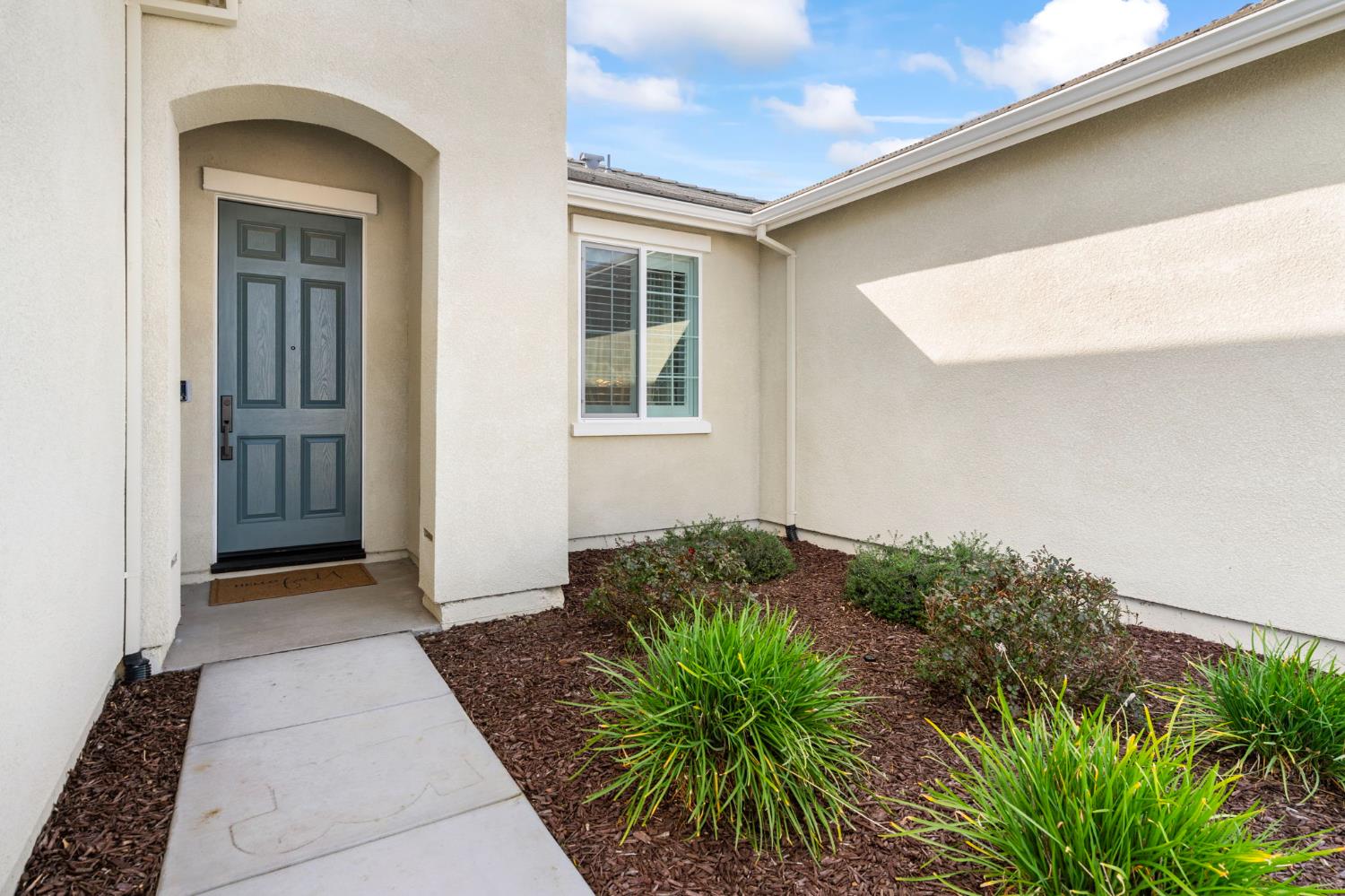 Detail Gallery Image 4 of 38 For 1125 Pearl Dr, Los Banos,  CA 93635 - 4 Beds | 3 Baths