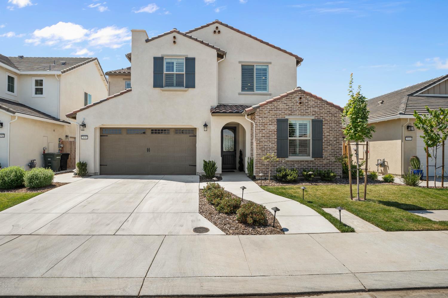 Detail Gallery Image 2 of 70 For 2050 Starwood Dr, Riverbank,  CA 95367 - 4 Beds | 3 Baths
