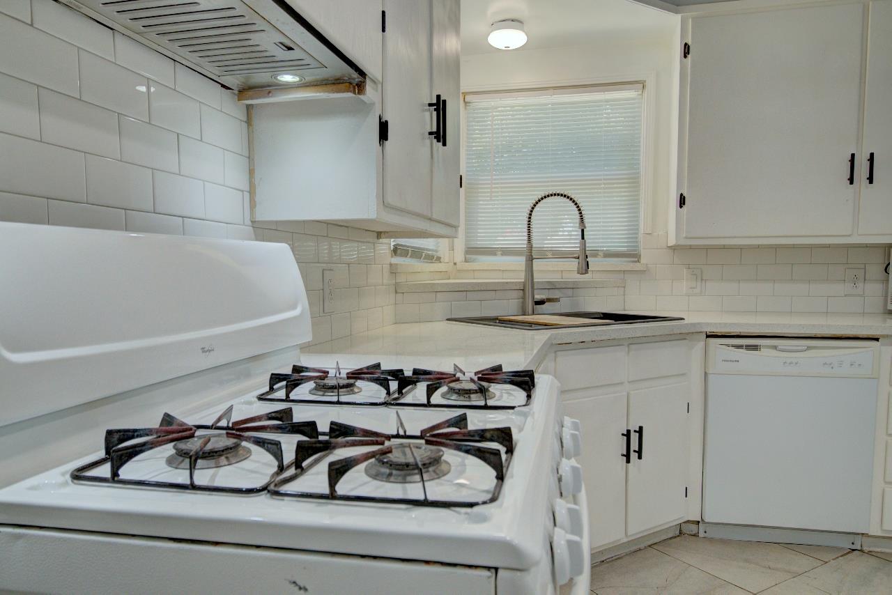 Detail Gallery Image 10 of 33 For 400 Elm Ave, Atwater,  CA 95301 - 4 Beds | 2 Baths