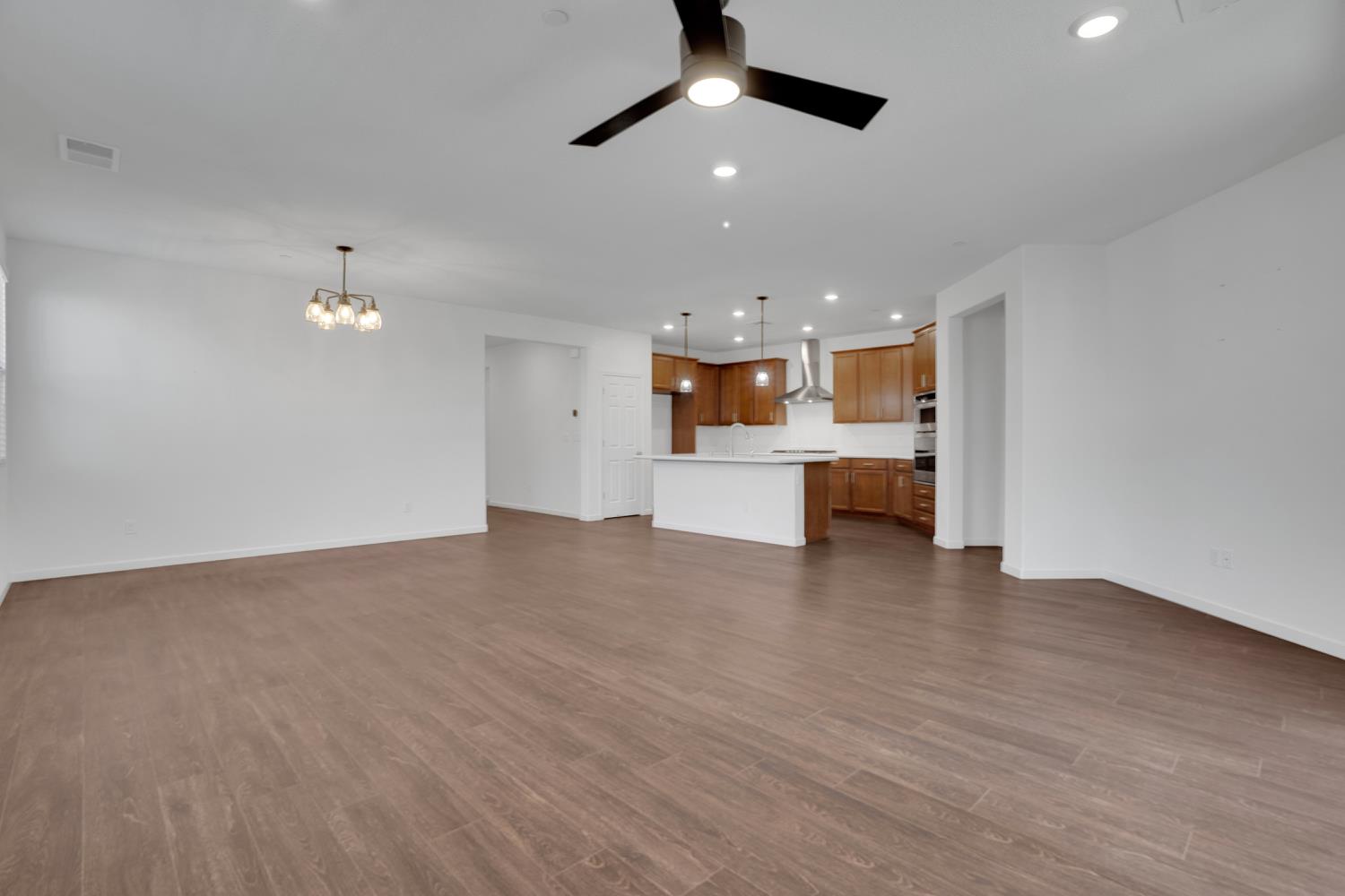 Detail Gallery Image 16 of 25 For 841 Stawell Dr, Patterson,  CA 95363 - 4 Beds | 2 Baths