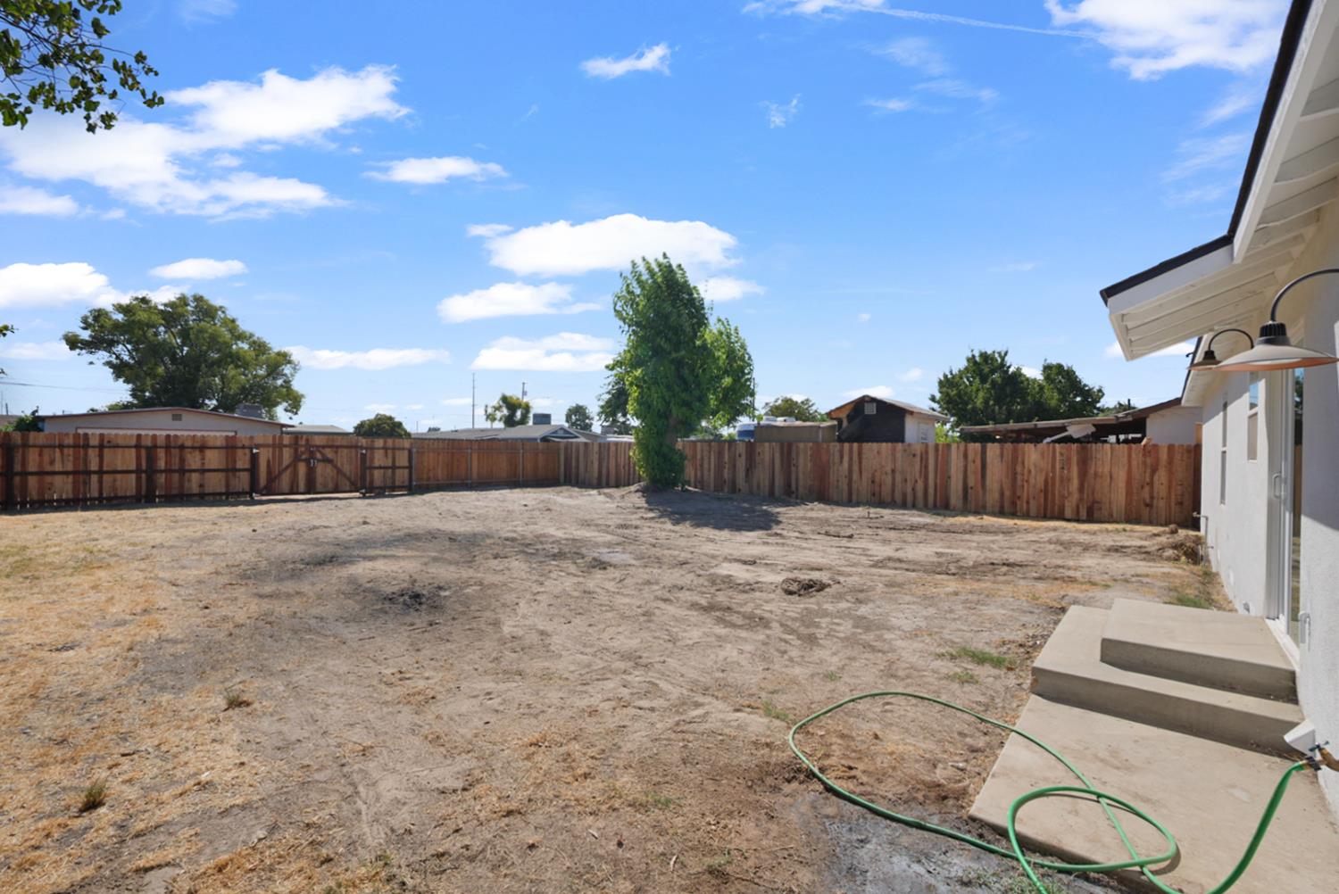 Detail Gallery Image 18 of 19 For 920 S Rose St, Turlock,  CA 95380 - 3 Beds | 1 Baths