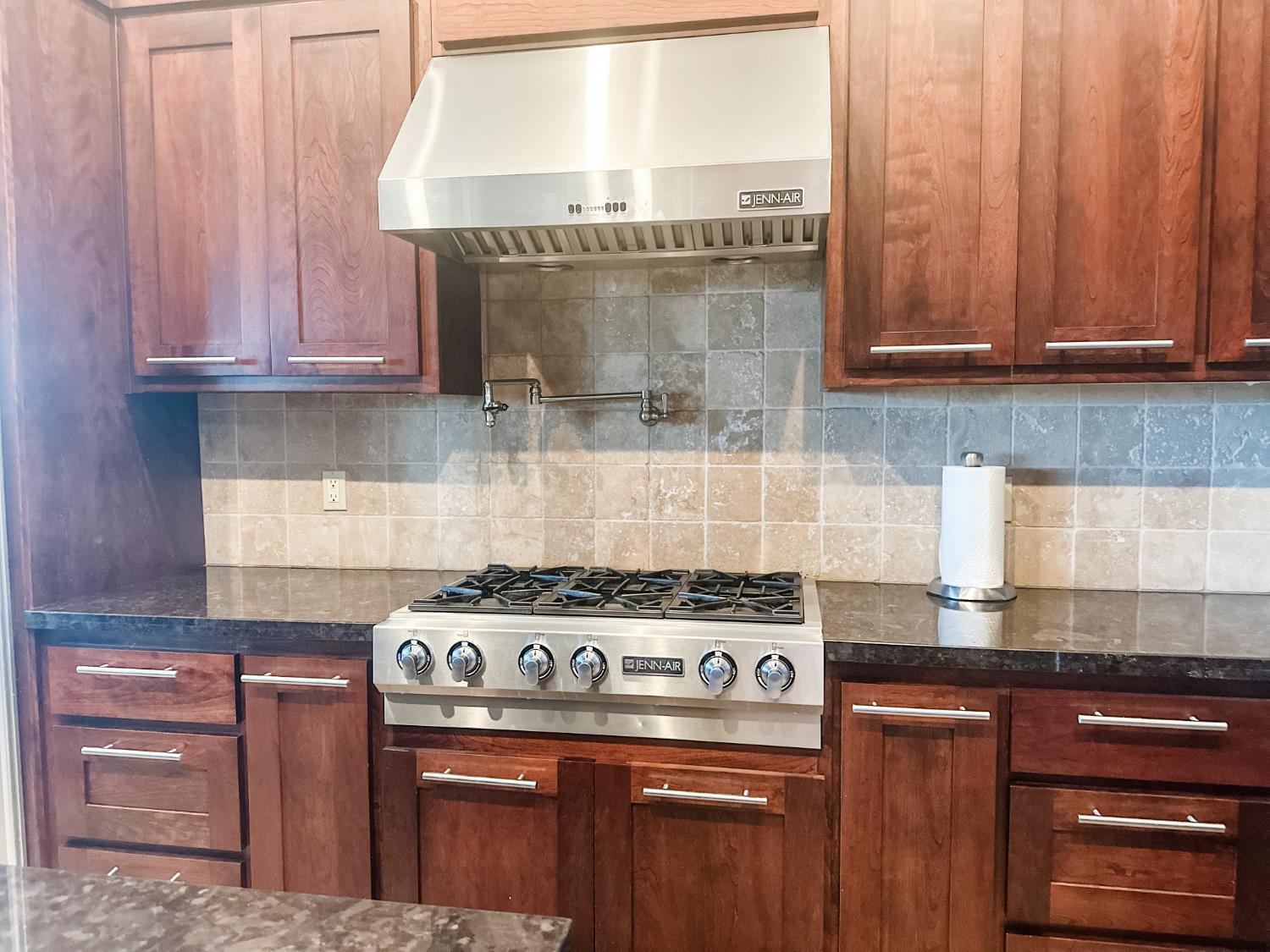 Detail Gallery Image 20 of 74 For 5569 Tegner Rd, Hilmar,  CA 95324 - 4 Beds | 3/1 Baths
