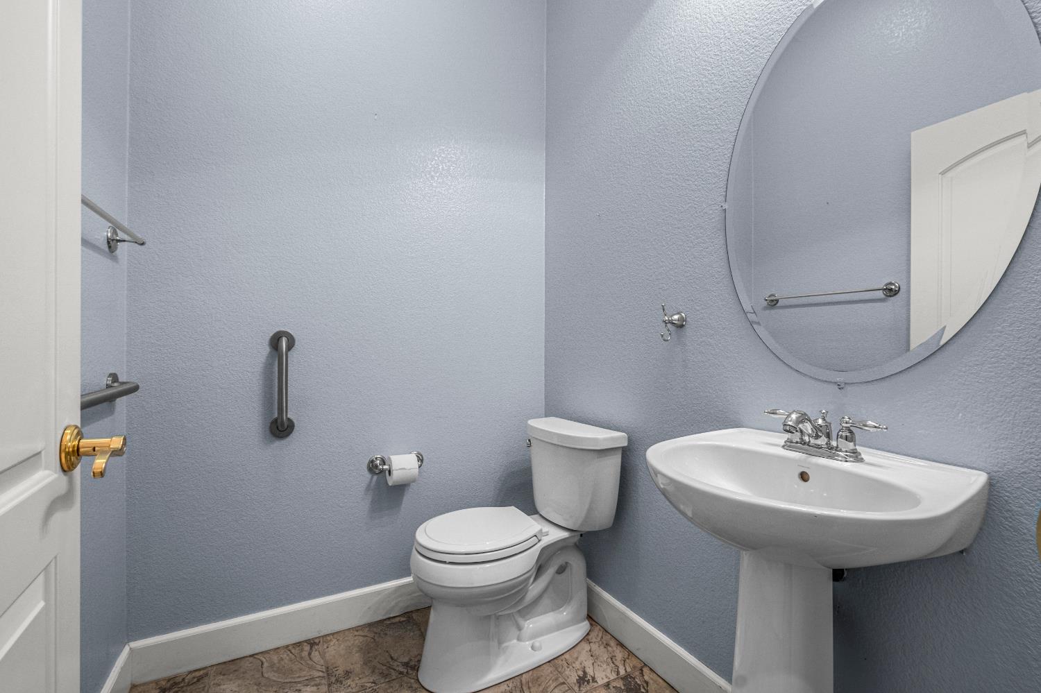 Detail Gallery Image 15 of 82 For 9544 Sun Poppy Way, El Dorado Hills,  CA 95762 - 2 Beds | 2/1 Baths