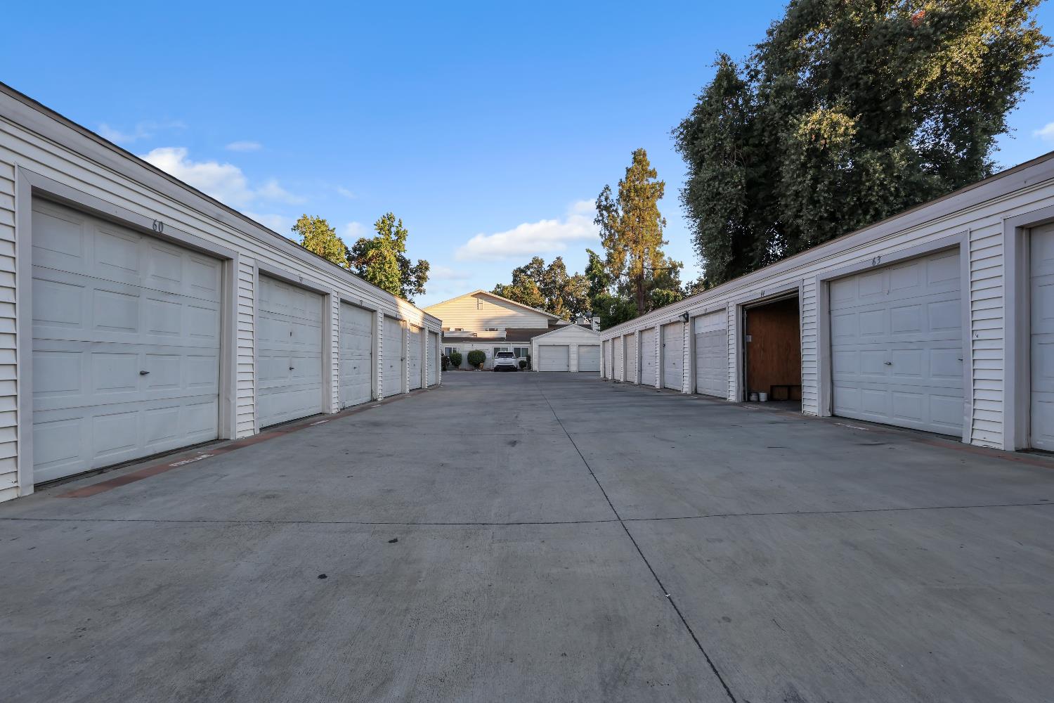Detail Gallery Image 35 of 37 For 712 Mccoy Ct #59,  Lodi,  CA 95240 - 2 Beds | 1 Baths