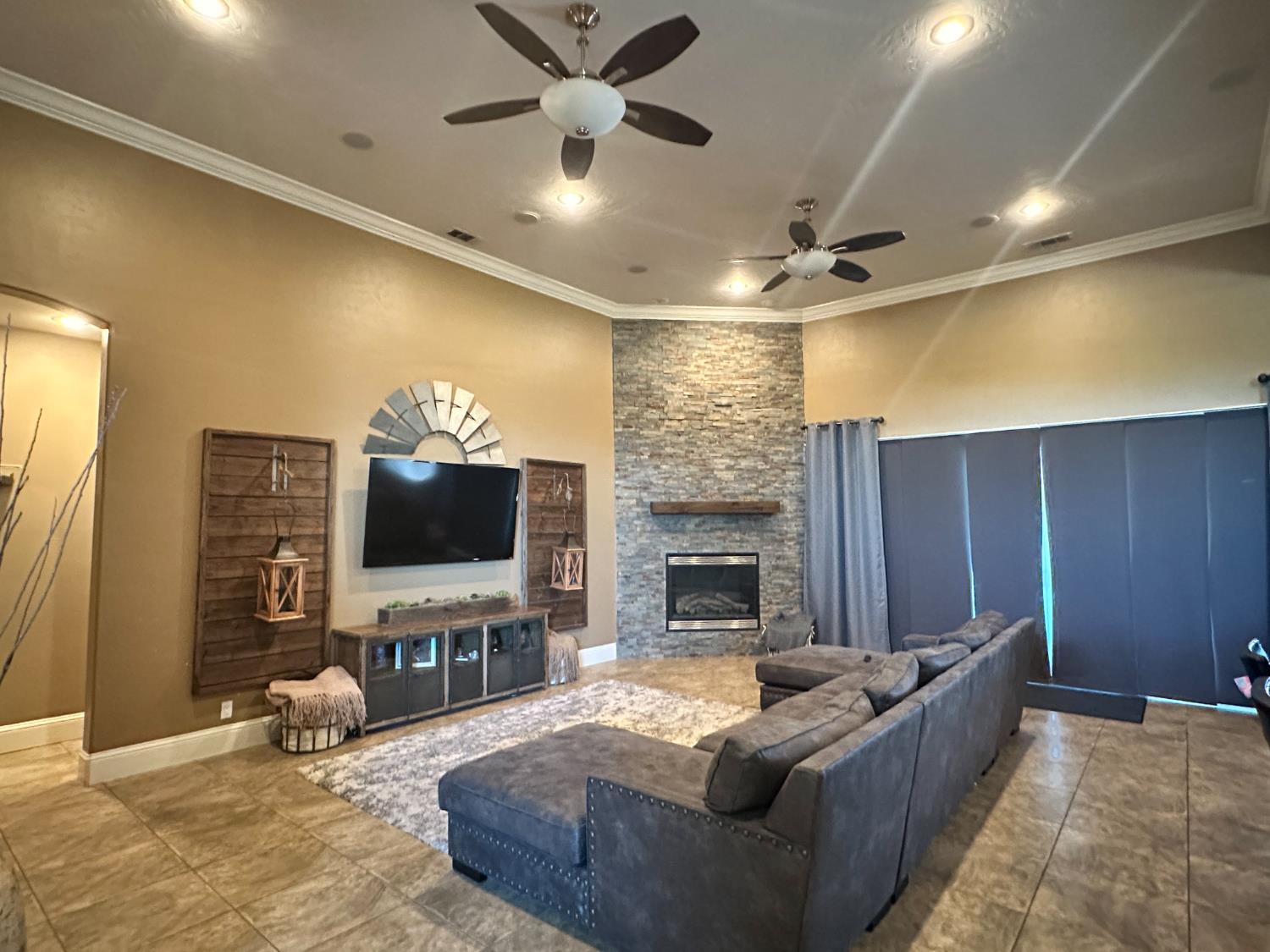 Detail Gallery Image 25 of 74 For 5569 Tegner Rd, Hilmar,  CA 95324 - 4 Beds | 3/1 Baths