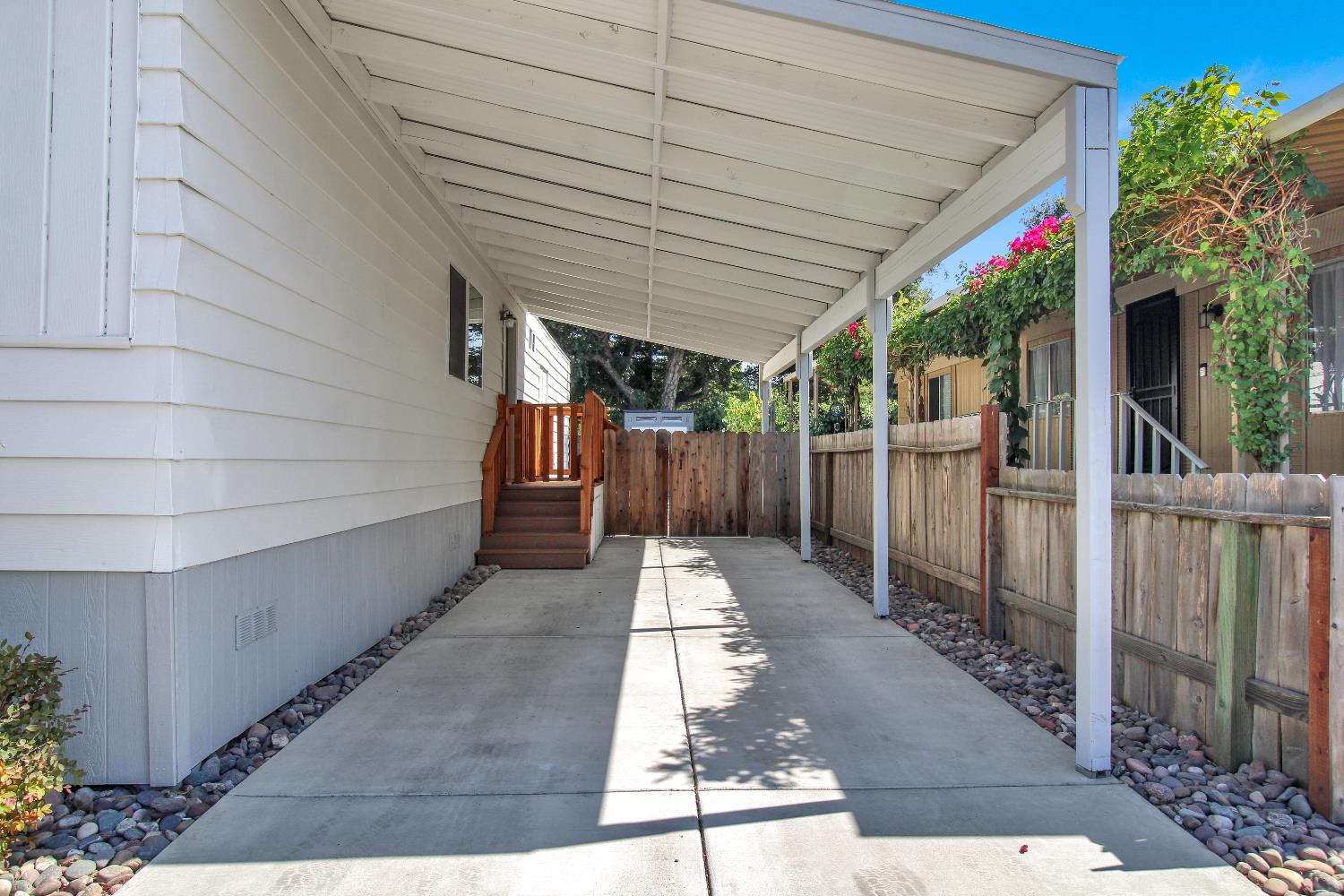 Detail Gallery Image 5 of 34 For 2307 Oakdale Rd 100, Modesto,  CA 95355 - 2 Beds | 2 Baths