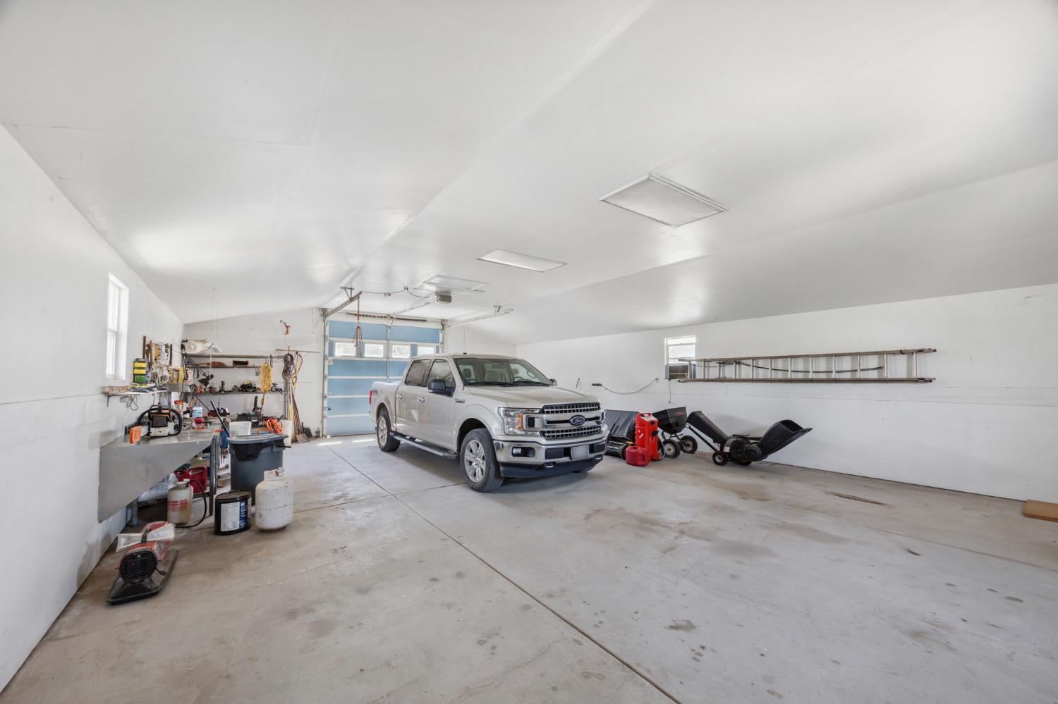 Detail Gallery Image 42 of 51 For 11255 Green Rd, Wilton,  CA 95693 - 4 Beds | 3/1 Baths
