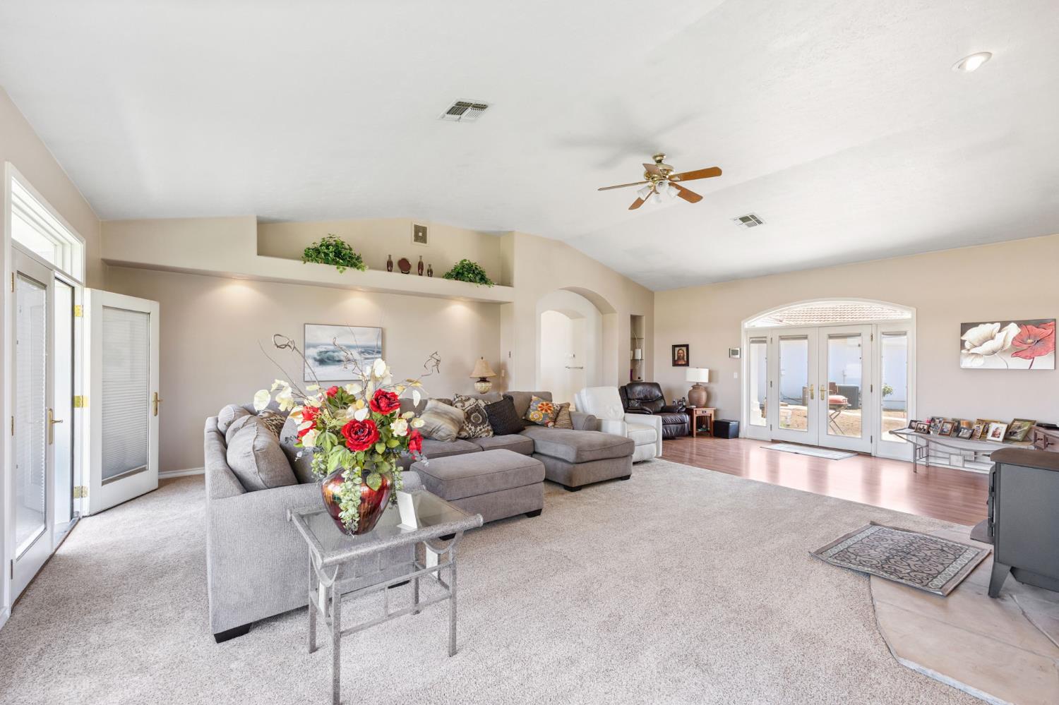 Detail Gallery Image 15 of 51 For 11255 Green Rd, Wilton,  CA 95693 - 4 Beds | 3/1 Baths