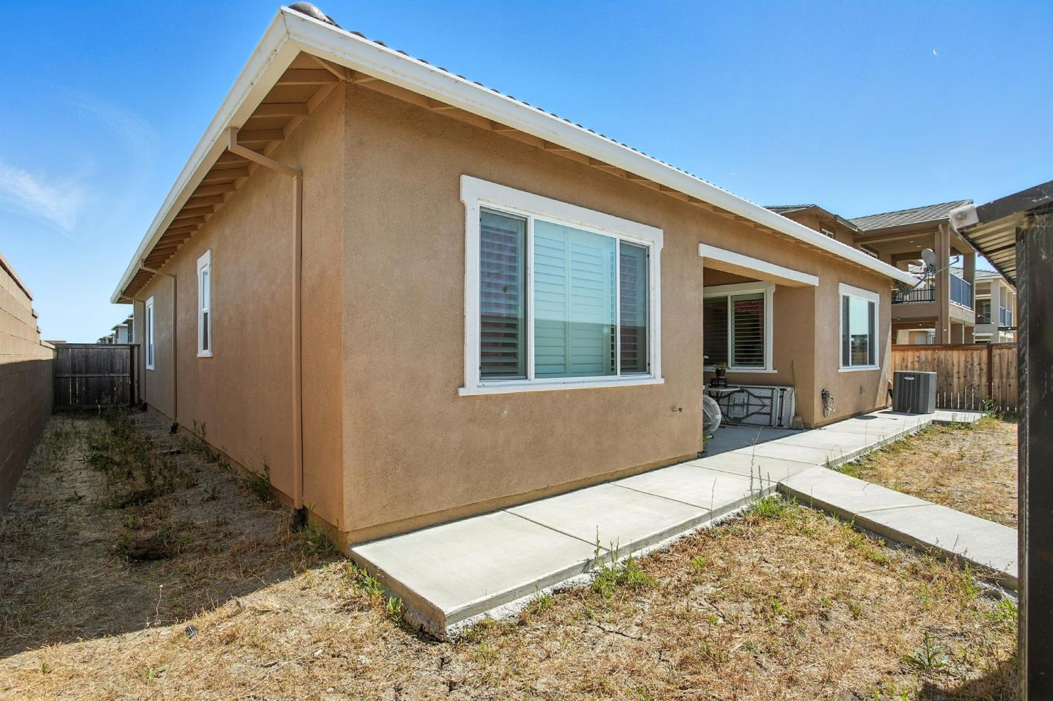 Detail Gallery Image 34 of 36 For 3742 Haymaker Way, Sacramento,  CA 95835 - 3 Beds | 2 Baths