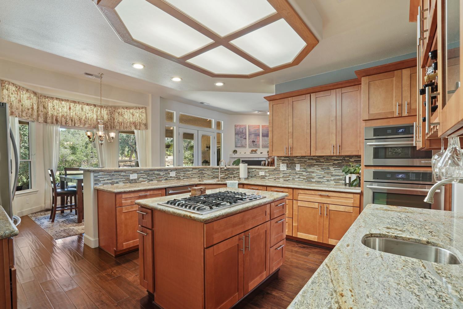 Detail Gallery Image 14 of 44 For 1109 Oak View Dr, Ione,  CA 95640 - 3 Beds | 3 Baths