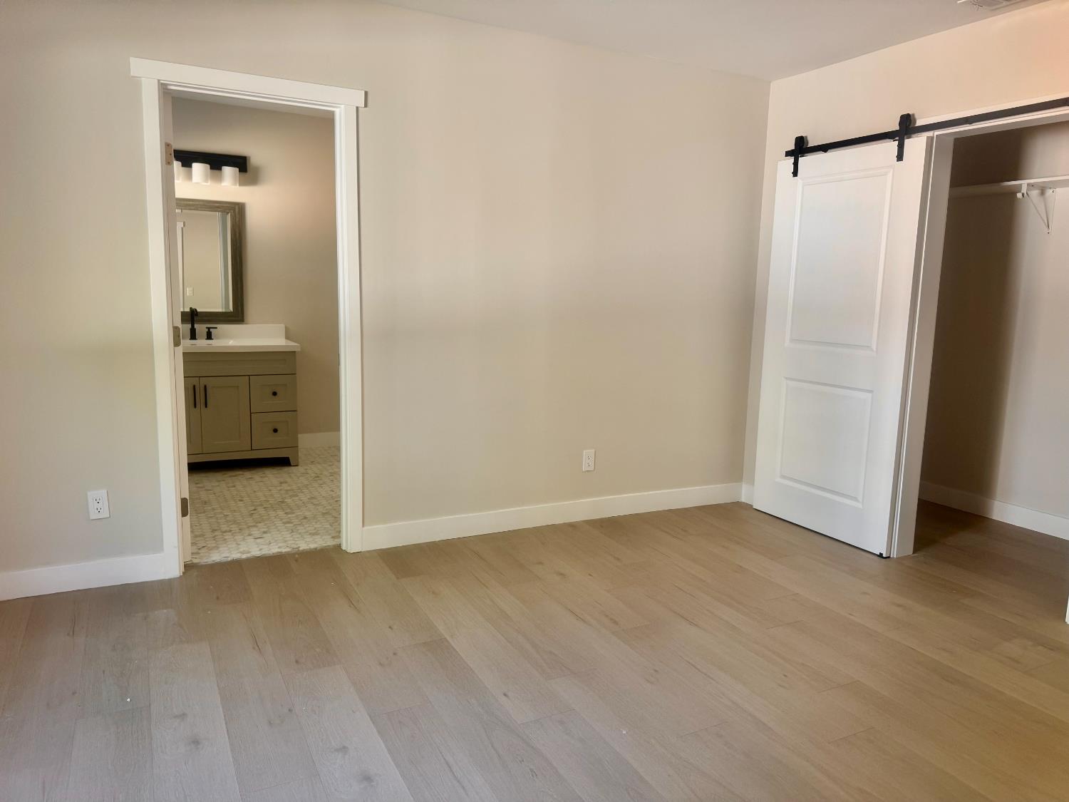 Detail Gallery Image 12 of 32 For 5230 North Ave, Carmichael,  CA 95608 - 3 Beds | 2 Baths