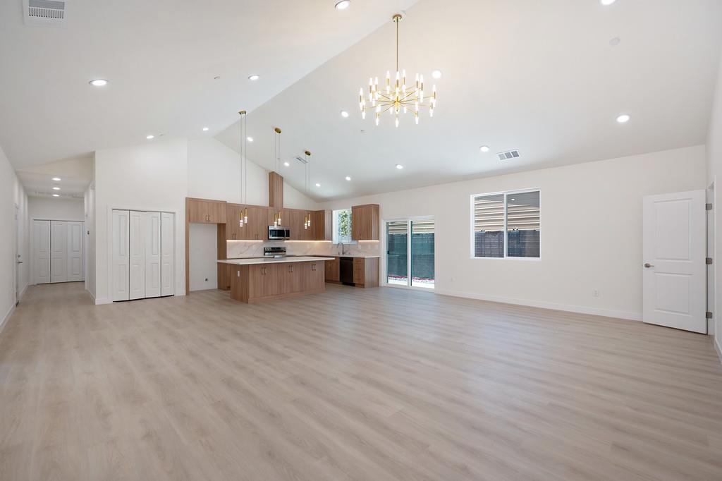 Detail Gallery Image 7 of 61 For 9437 Erwin Ave, Orangevale,  CA 95662 - – Beds | – Baths