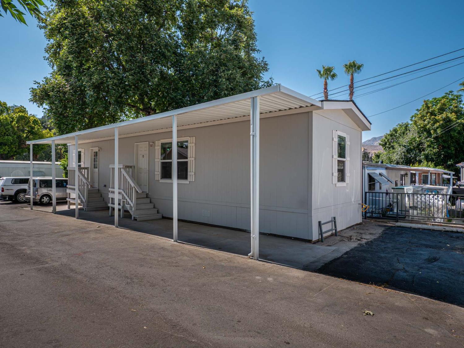 Detail Gallery Image 1 of 23 For 10711 Sherman Grove Ave 26, Sunland,  CA 91040 - 2 Beds | 2 Baths