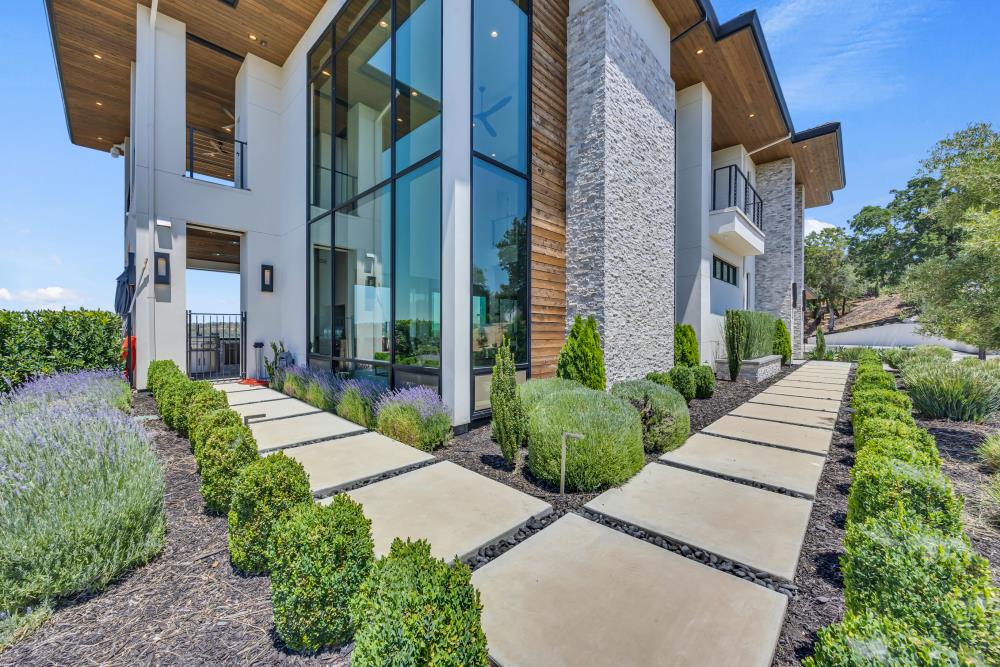 Detail Gallery Image 7 of 98 For 8140 Brookhollow Ct, Loomis,  CA 95650 - 4 Beds | 4/2 Baths