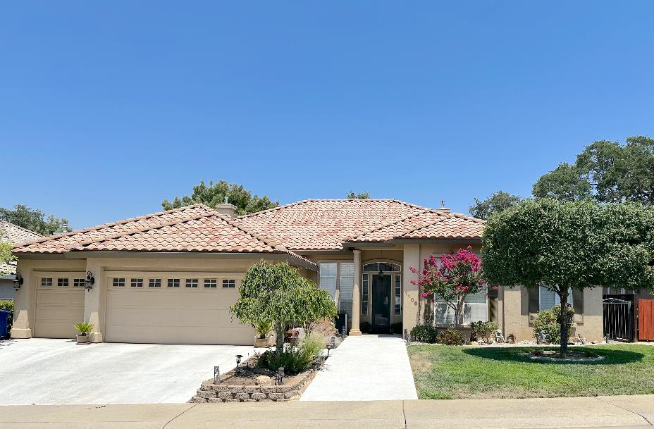 Detail Gallery Image 1 of 44 For 1109 Oak View Dr, Ione,  CA 95640 - 3 Beds | 3 Baths