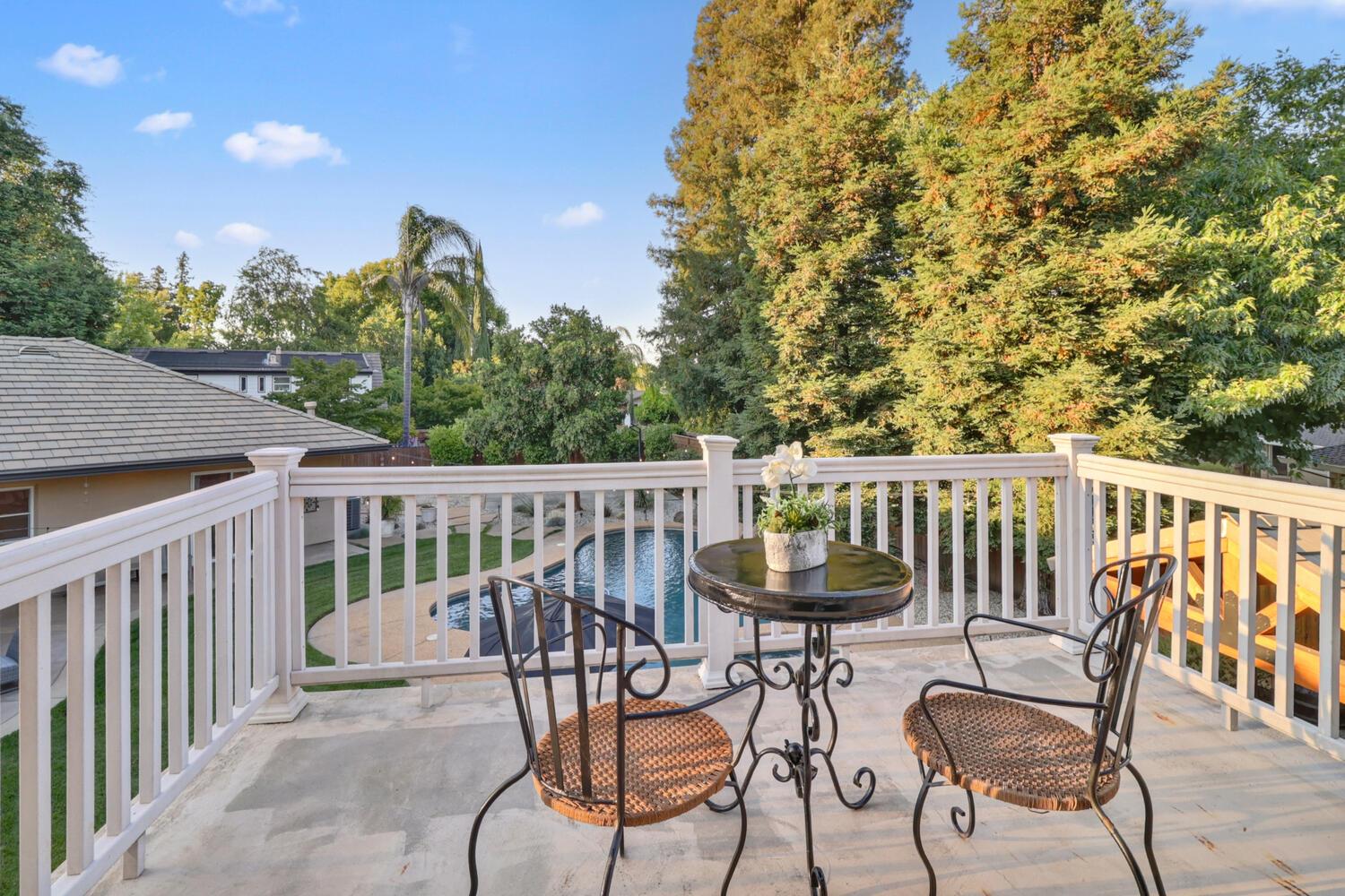 Detail Gallery Image 48 of 72 For 4900 Saint Augustine Dr, Elk Grove,  CA 95758 - 4 Beds | 4 Baths