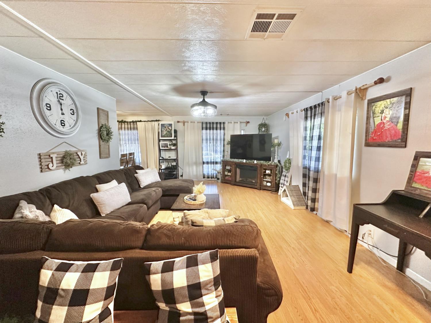 Detail Gallery Image 9 of 37 For 2845 E Hatch Rd 87, Modesto,  CA 95351 - 4 Beds | 2 Baths