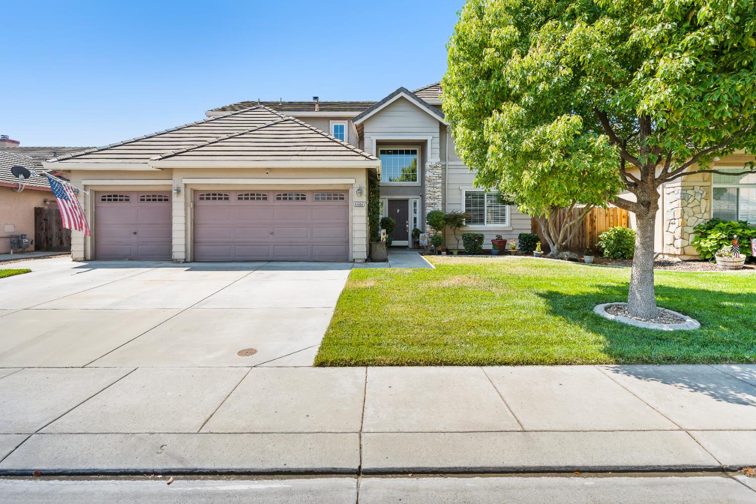 Detail Gallery Image 1 of 49 For 5504 Pleasant Grove Ct, Salida,  CA 95368 - 4 Beds | 3 Baths