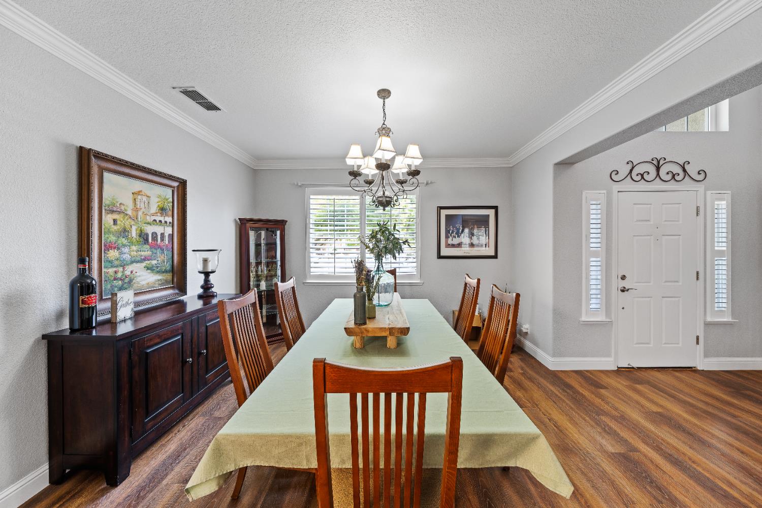 Detail Gallery Image 11 of 49 For 5504 Pleasant Grove Ct, Salida,  CA 95368 - 4 Beds | 3 Baths