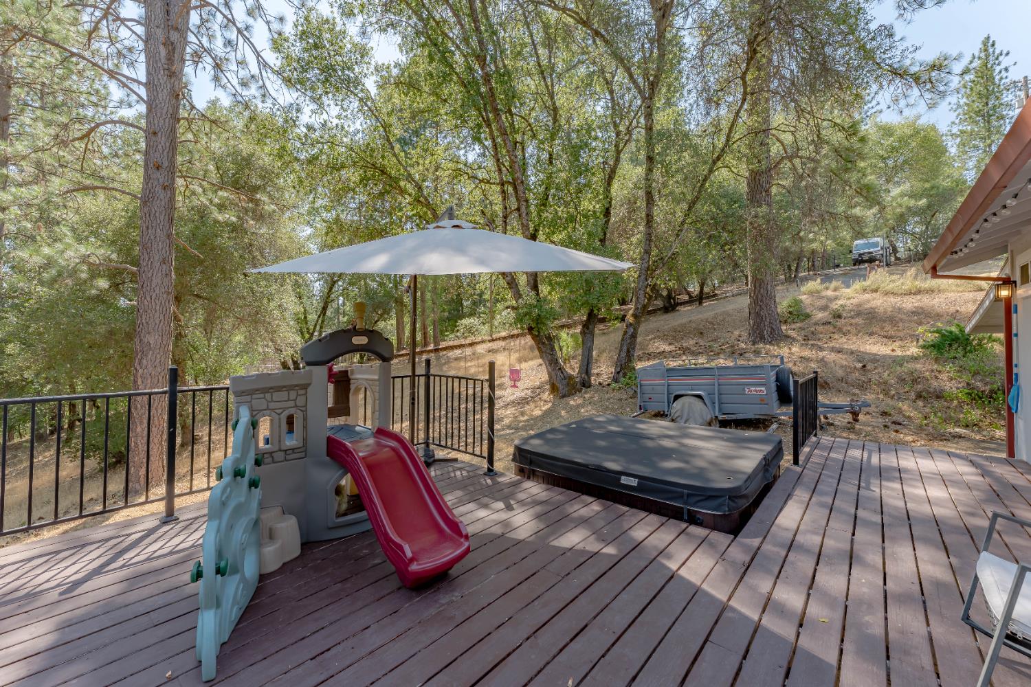 Detail Gallery Image 30 of 68 For 3980 Donner Trl, Placerville,  CA 95667 - 3 Beds | 2 Baths