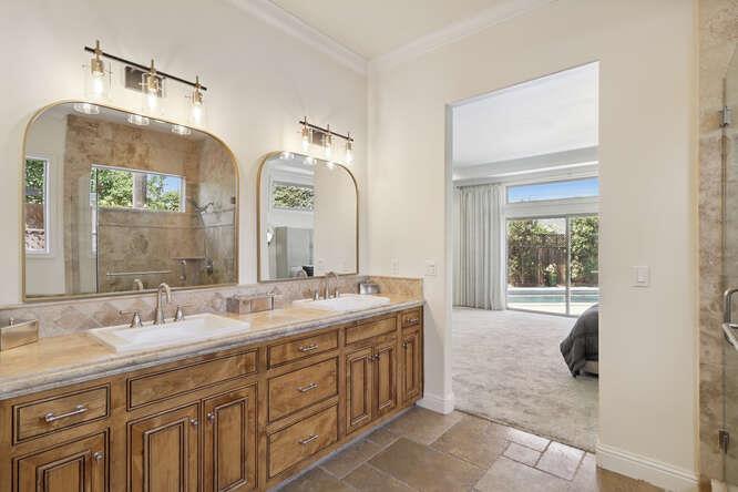 Detail Gallery Image 40 of 78 For 3710 Esperanza Dr, Sacramento,  CA 95864 - 4 Beds | 3/1 Baths