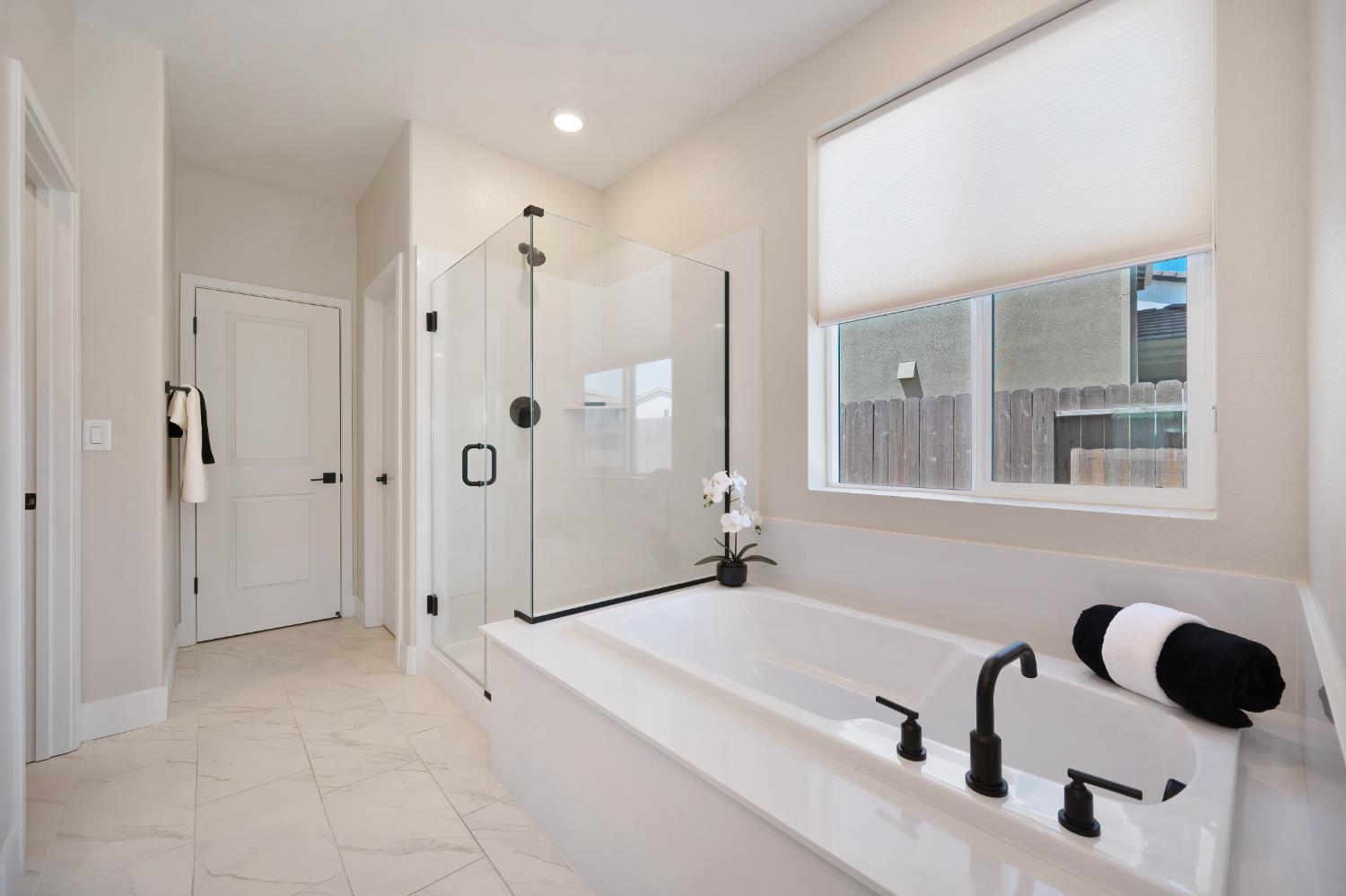 Detail Gallery Image 21 of 32 For 140 Tortosa Ct, Lincoln,  CA 95648 - 4 Beds | 2 Baths