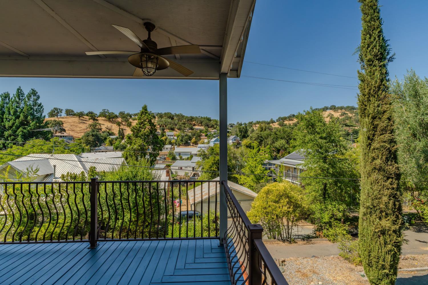 Detail Gallery Image 13 of 75 For 14385 Gods Hls, Amador City,  CA 95601 - 2 Beds | 2/1 Baths