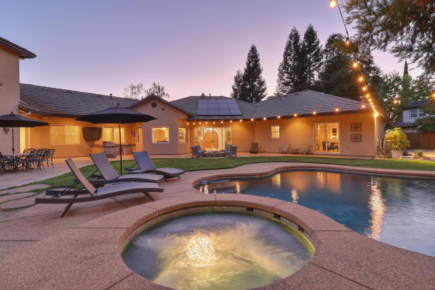 Detail Gallery Image 62 of 72 For 4900 Saint Augustine Dr, Elk Grove,  CA 95758 - 4 Beds | 4 Baths