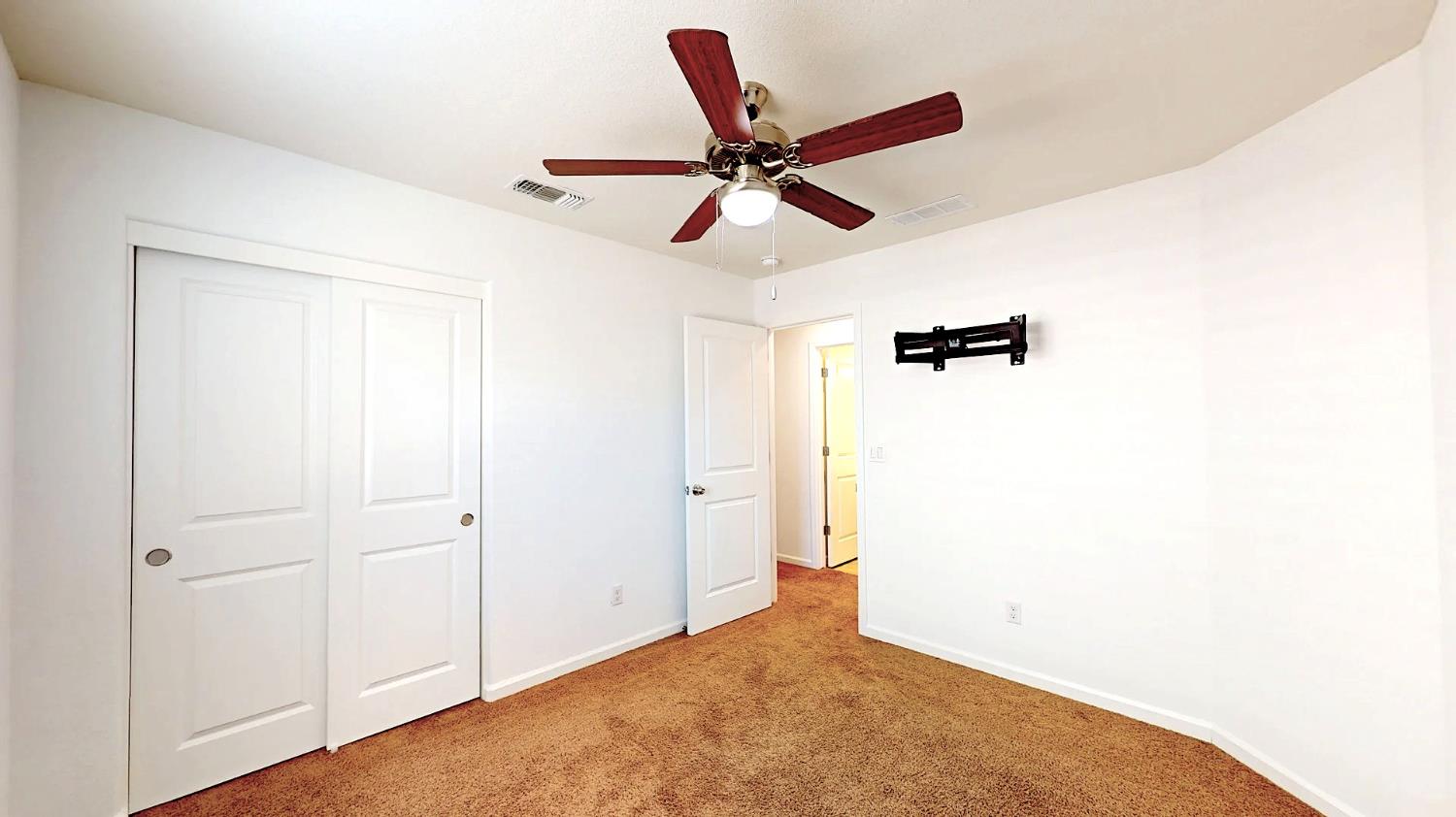 Detail Gallery Image 25 of 44 For 131 Sterling St, Los Banos,  CA 93635 - 3 Beds | 2 Baths