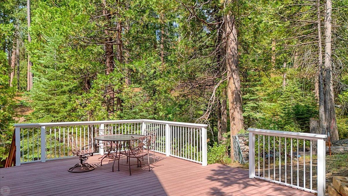 Detail Gallery Image 11 of 71 For 28248 Georges Dr, Strawberry,  CA 95375 - 4 Beds | 2 Baths