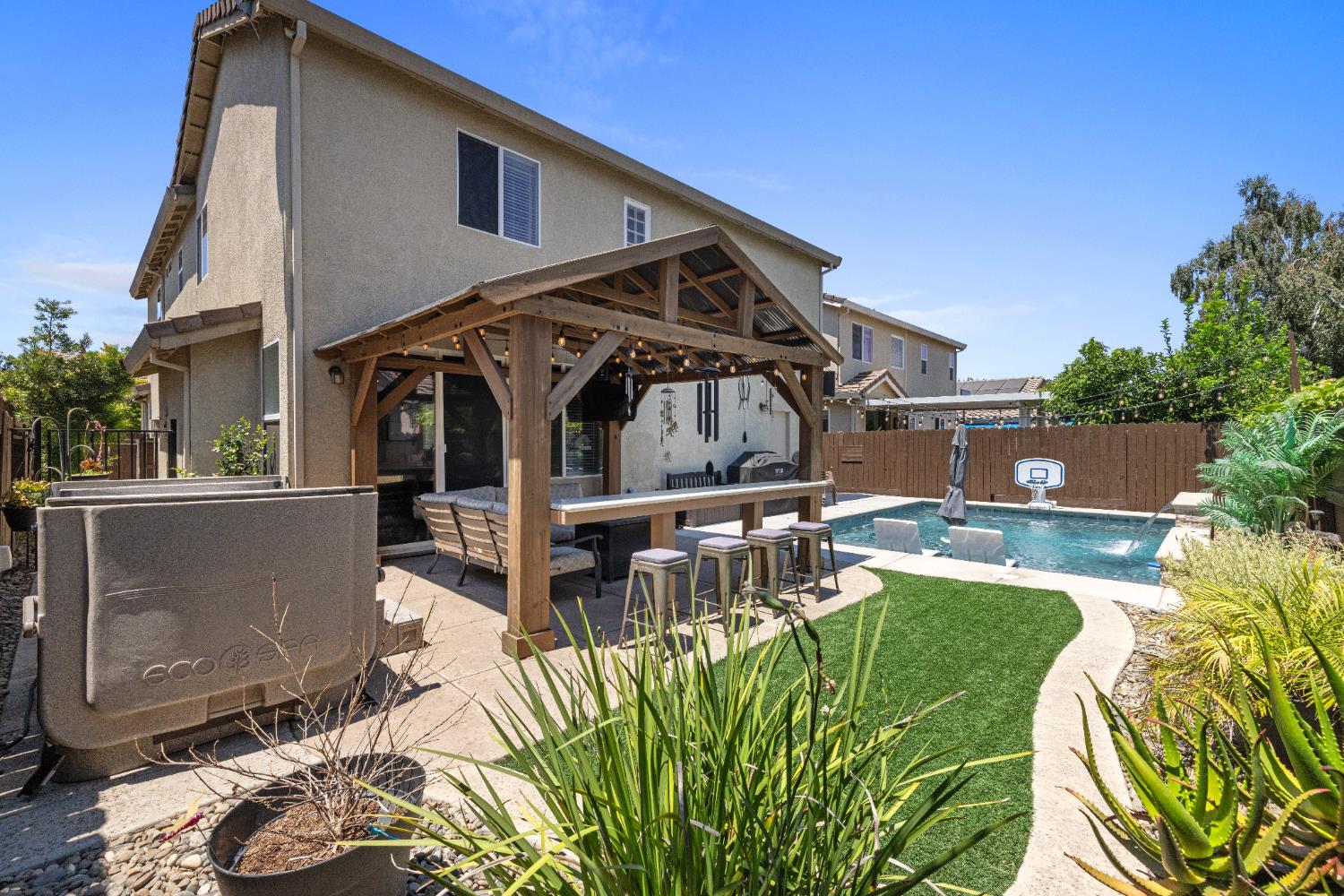 Detail Gallery Image 39 of 62 For 5422 Antique Rose Way, Riverbank,  CA 95367 - 3 Beds | 2/1 Baths