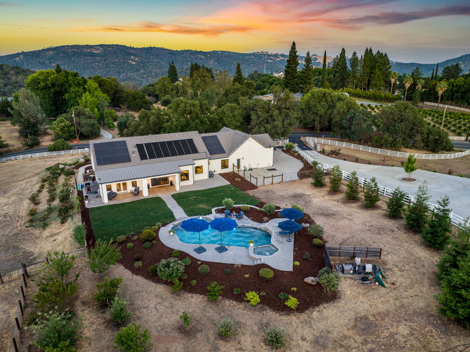 Detail Gallery Image 76 of 80 For 3050 Rattlesnake Rd, Newcastle,  CA 95658 - 5 Beds | 3/1 Baths
